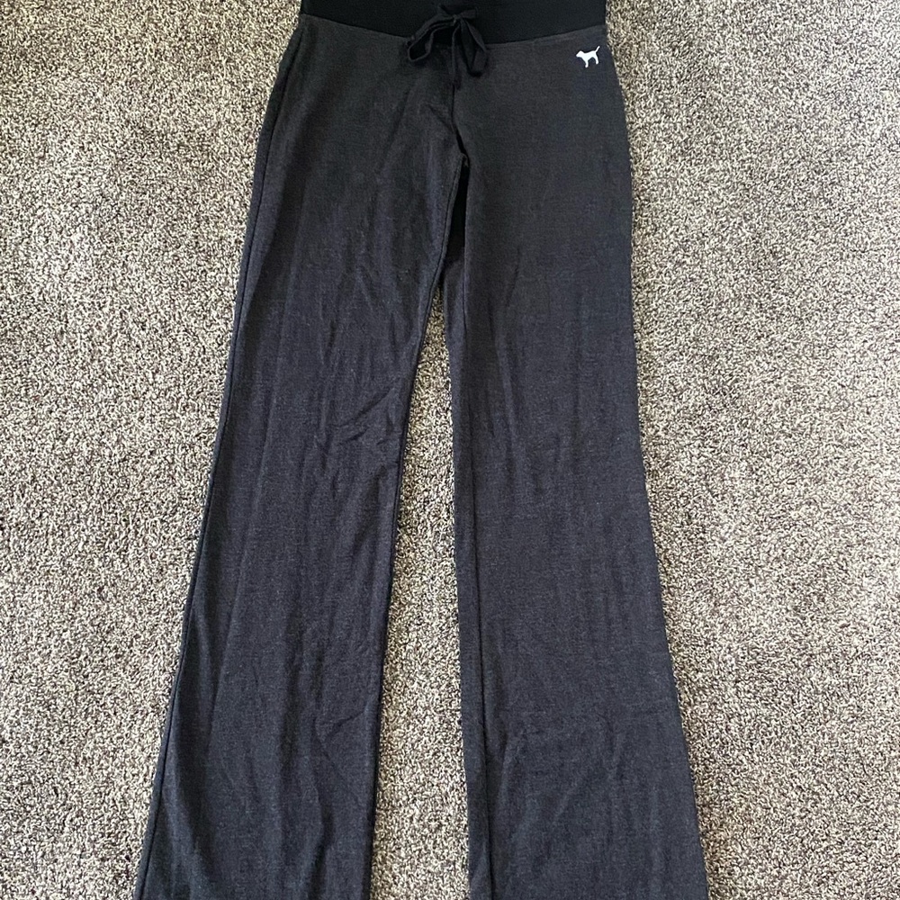 PINK yoga pants